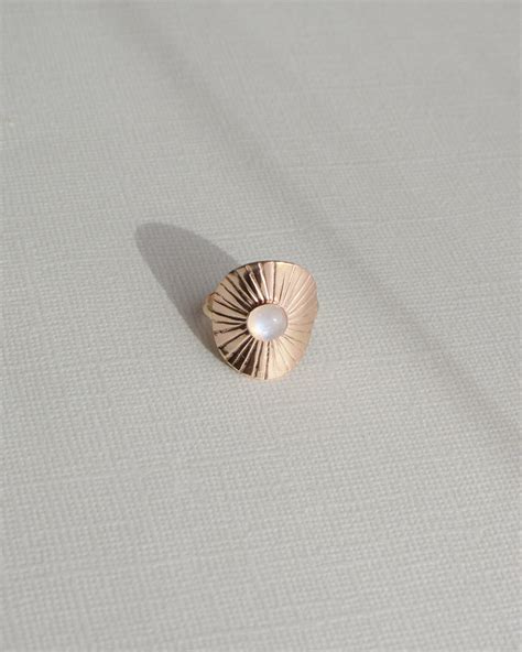 Aura Ring Moonstone Etsy