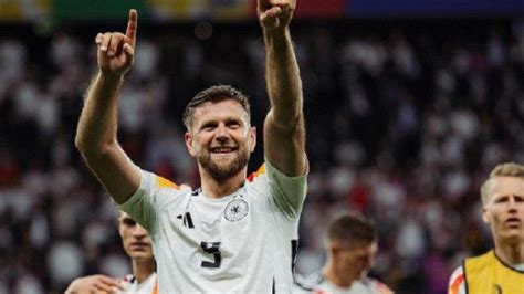 Hasil Swiss Vs Jerman Imbang 1 1 Der Panzer Juara Grup A Euro Pujian