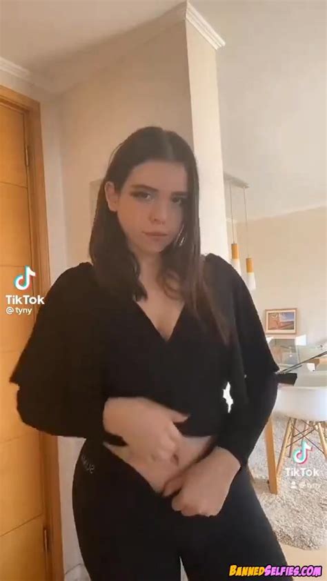 Yuliana Girl Talked Into Nude Selfie By Complete Stranger On Tiktok