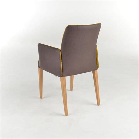 Ultimo Wood Armchair Bert Plantagie FCI London