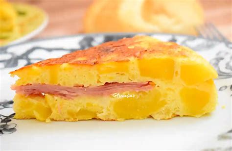 Receta De Tortilla De Patatas Rellena De Jamón York Y Queso