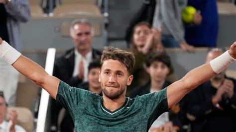 French Open Casper Ruud Beats Marin Cilic To Set Up Summit Clash