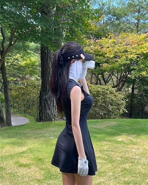 Hot girl đổ xăng từng gây bão MXH quyến rũ hơn mỗi ngày nhờ chăm luyện bộ môn nhà giàu