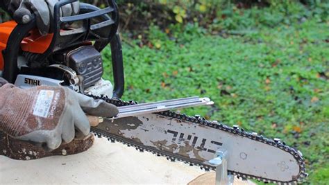 How To Store A Chainsaw So It Doesnt Leak Oil 8 Steps