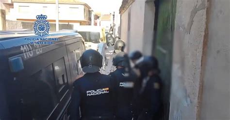 La Policía Nacional desarticula una organización criminal que explotaba