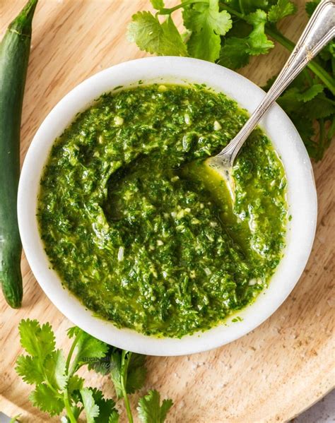 Mojo Verde (Spanish Green Sauce) - Sugar Salt Magic