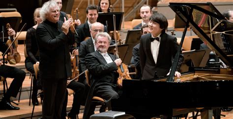 Le Concerto En Sol Majeur De Ravel Avec Seong Jin Cho Et Simon Rattle