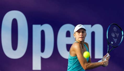 Tenis Magda Linette poza turniejem WTA 1000 w Dubaju Porażka w