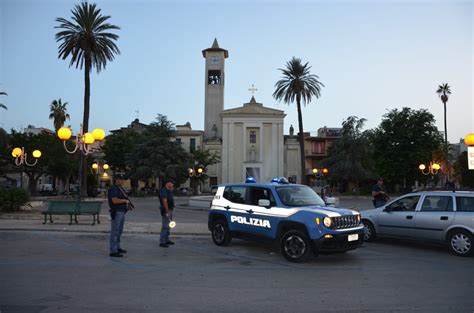 Vittoria Violenta Rissa In Pieno Giorno La Polizia Di Stato