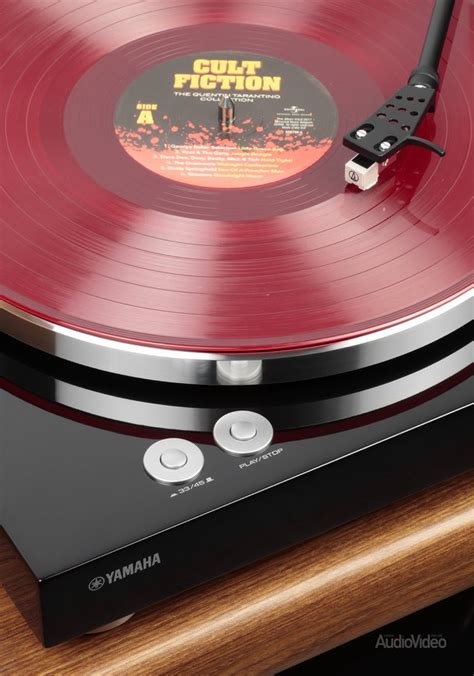 Проигрыватель винила Yamaha TT-S303 - обзор salonav.com