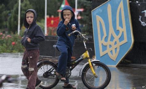 Fears Remain After Ukraine S Rebels Flee Sloviansk Bbc News