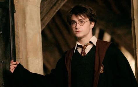 Warner Bros Plans To Make A Series Based On The Books About Harry