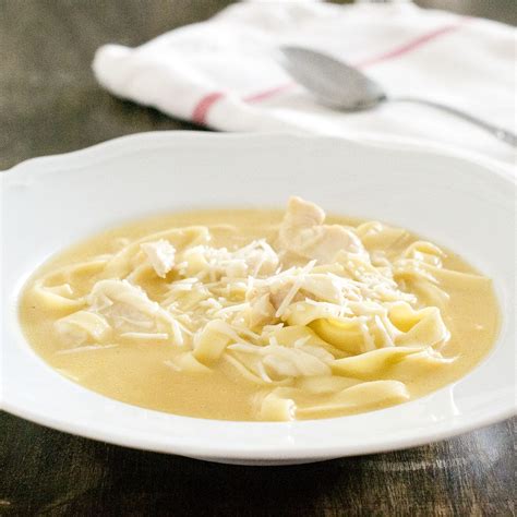 Fettuccine Alfredo Soup With Chicken In Minutes Cookthestory