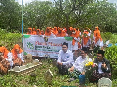 Ziarah Muassis Madrasah MTs NU BANAT KUDUS