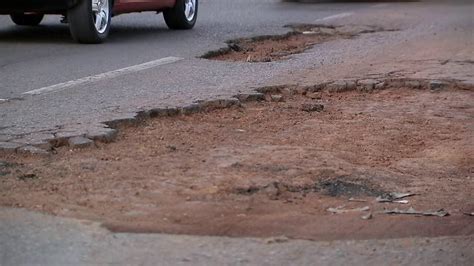 Buracos Tomam Conta Do Asfalto Em Muitas Cidades Do Df Df G