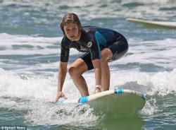 Rosamund Pike Wearing A Bikini In Hawaii Lq Tag Hq Adds Phun Org Forum