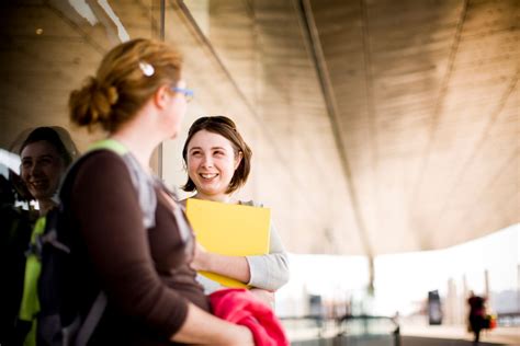 El Gobierno De Gales Ofrece Becas De 10 000 Libras British Council