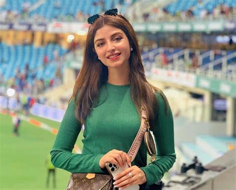 kinza hashmi mawra hocane laud team pakistans remarkable comeback