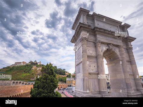 Arch of Trajan, Ancona, Italy Stock Photo - Alamy