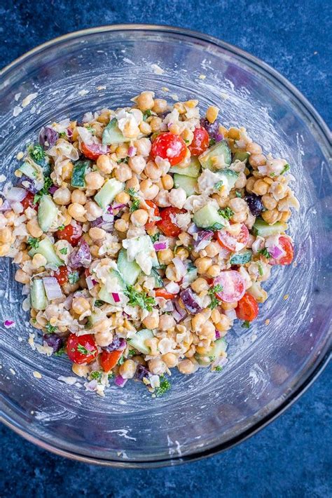 These Easy Greek Chickpea Salad Pitas Are A Delicious And Healthy 15