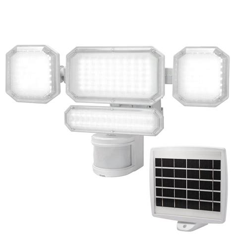 Defiant 270° White Motion Sensor Solar Powered Outdoor 4 Head Led