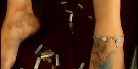 Vivi Mel Lesbian Poney Slave No Litoral Tnaflix