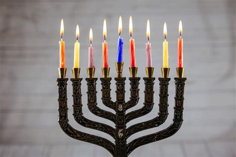 Imagem Discreta Do Feriado Judaico Hanukkah Candelabros