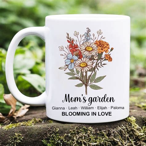 Personalized Bouquet Birth Flower Mug For Mom