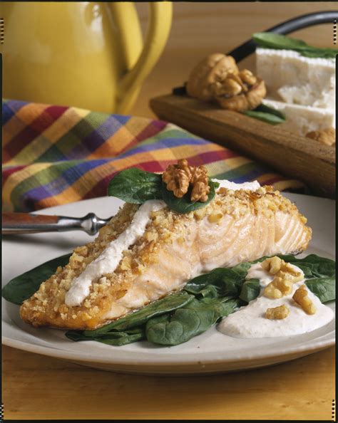 Walnut Crusted Salmon With Walnut Buttermilk Sauce Recipe Easy Kitchen