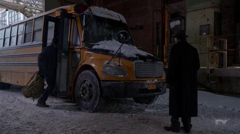 IMCDb.org: 2004 Thomas Built Saf-T-Liner C2 in "The Strain, 2014-2017"