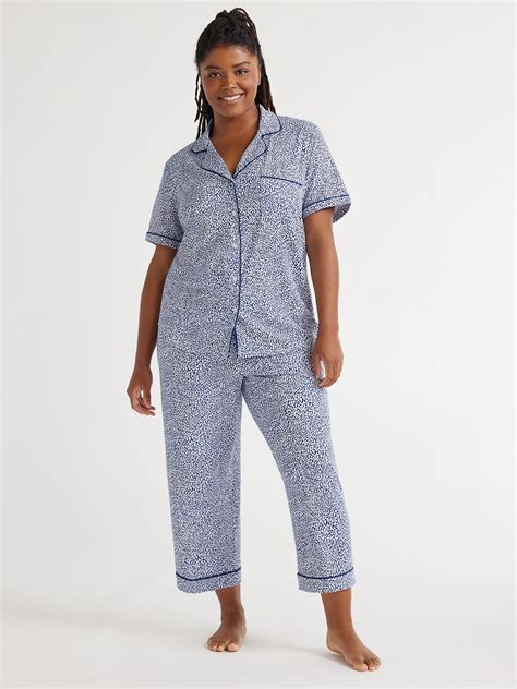 Joyspun Womens Knit Short Sleeve Notch Collar Top And Capri Pajama Set