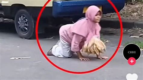 Kisah Pilu Cyntya Gadis Yang Viral Di Medsos Lantaran Jualan Peyek