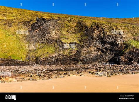 Folded Rock Formations In The Cliffs At Crackington Haven Cornwall Uk