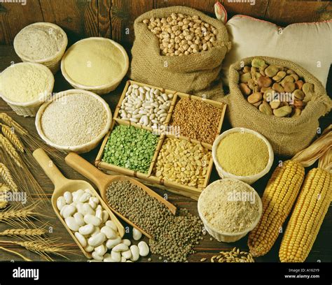 Legumbres Cereales Y Harinas Bodeg N Fotograf A De Stock Alamy