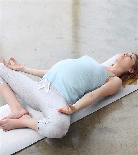 22 Safe And Effective Abdominal Ab Exercises During Pregnancy