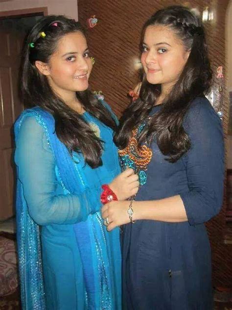 Major Throwback To The Old Photos Of Aiman Khan And Minal Khan