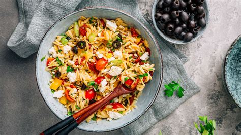 Greek Pasta Salad Packed With Colorful Vegetables Will Become Your New Favorite