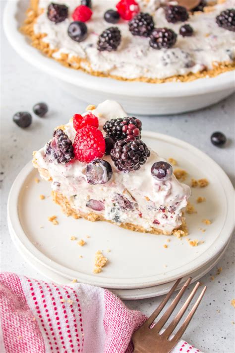 Easy No Bake Berry Pie Recipe Boy