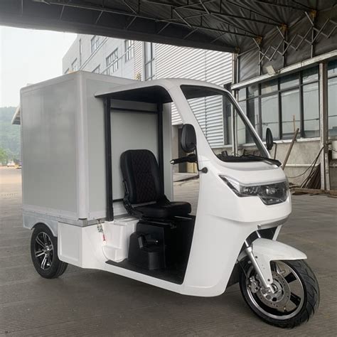 China Mobility Scooter Cabin Car Electric Cargo Delivery Tricycle B2b