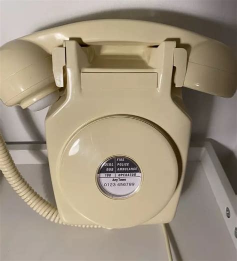 Vintage Retro S Gpo Wall Mounted Rotary Dial Ivory Telephone