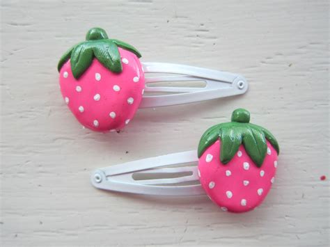 Pink Strawberry Polymer Clay Hair Clip Set Souvenir Porcelana Fria