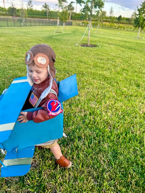 DIY Airplane Costume - Treasure Coast Mom