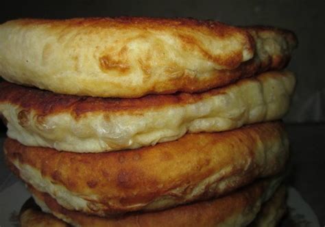 Лепешки на кефире с начинкой