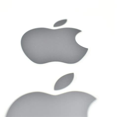 Apple Logo Stickers (Silver, 2020) – mattjfuller.com