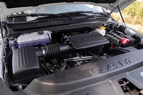 RAM Lanza En Europa El Motor Pentastar V 6 De 3 6 Litros Con Sistema