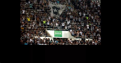 Confira Primeira Parcial De Ingressos Para Botafogo X Fluminense