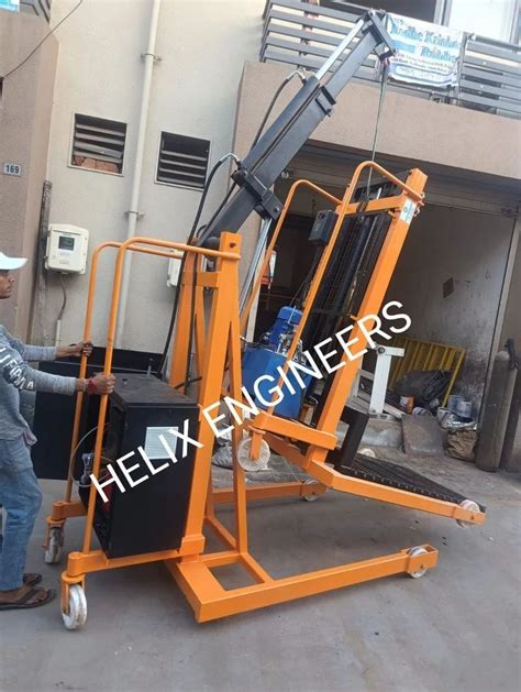 Hydraulic Helix Engineers Floor Cranes Max Height Feet Capacity