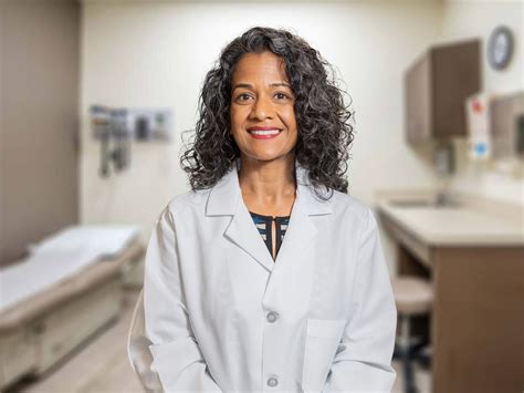 Dr. Peter Ojuro, DO, Gastroenterology | Carrollton, GA | WebMD