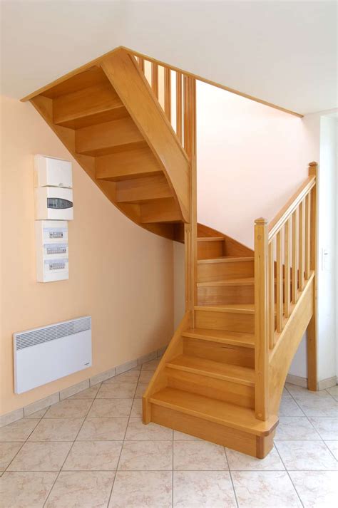 Escaliers Standards En Bois Escalier Droit Bois C Intemporel