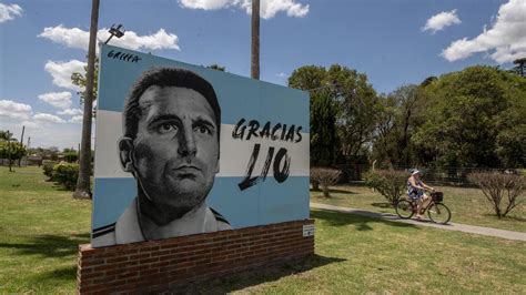 Pujato entre el orgullo por su héroe Scaloni y la alegría teñida de luto